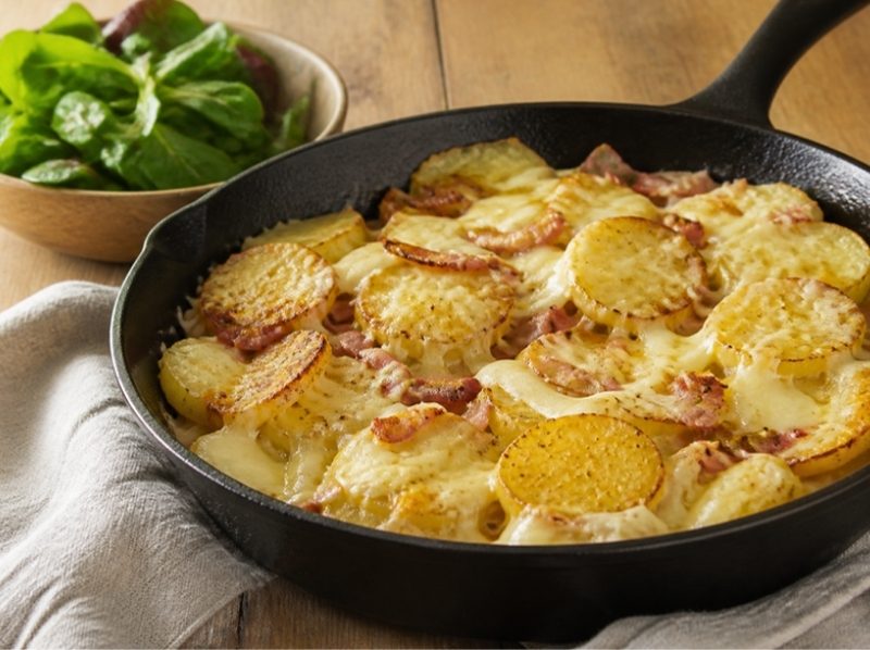 Truffade auvergnate, salade de mâche
